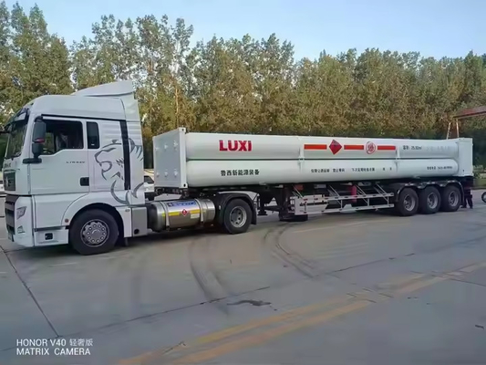 সিআইএমসি 3 এক্সেল 5500L-8000L পেট্রল এবং ডিজেল 4 কম্পার্টমেন্ট স্টিল জ্বালানী হাইড্রোলিক ট্যাঙ্ক ট্রেলার